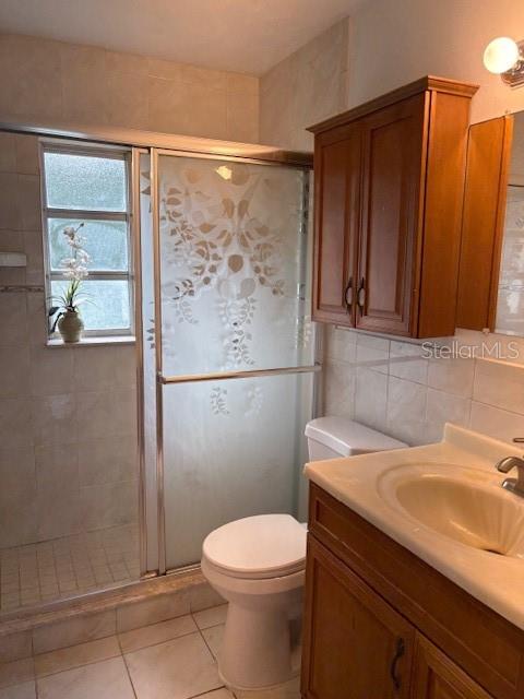 685 Gleason St Property Photo 10
