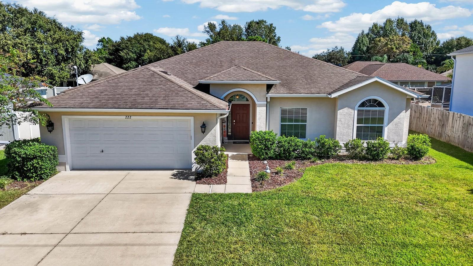 222 Bird Of Paradise Dr Property Photo 3