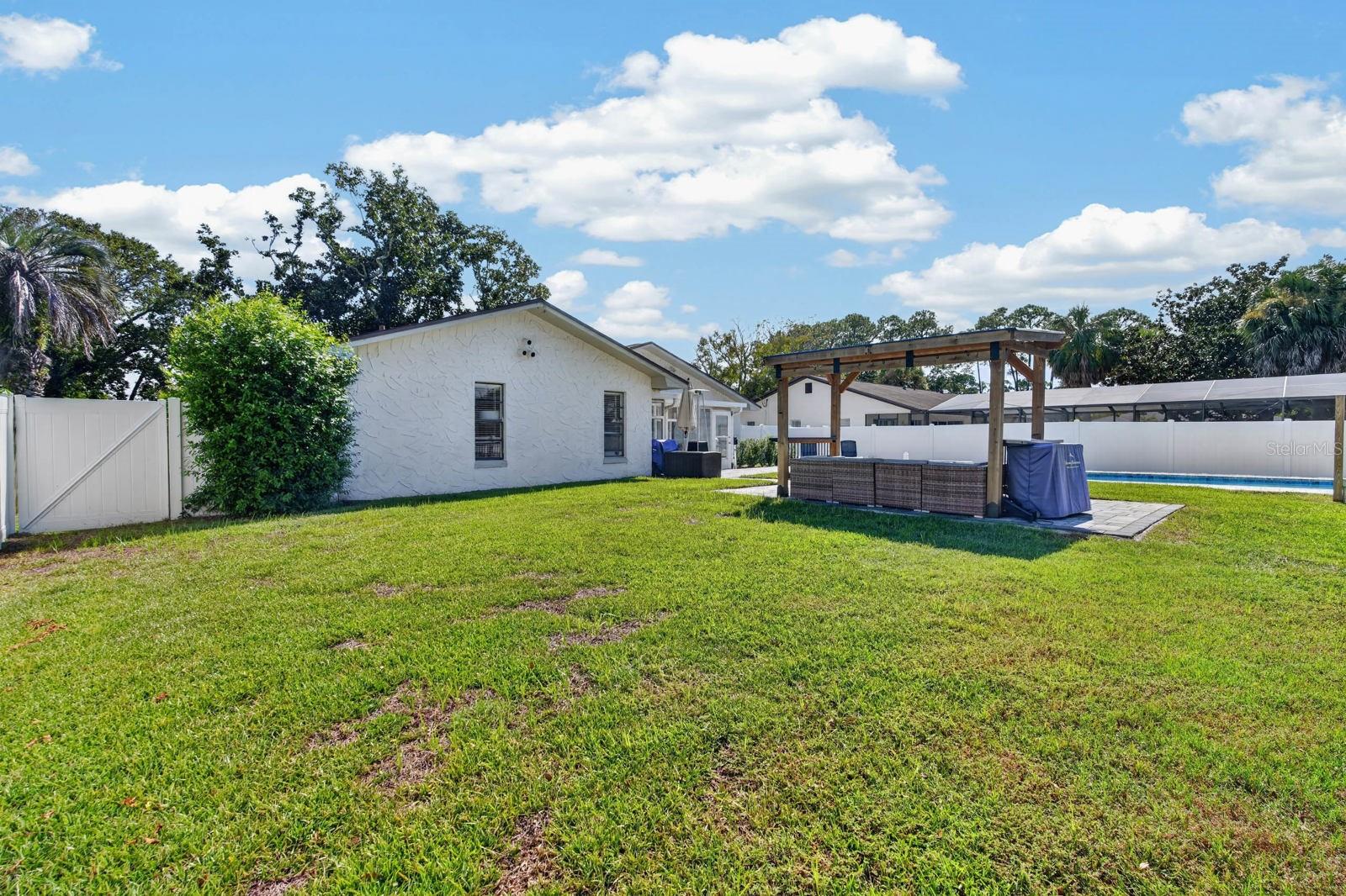 11 Ferris Ln Property Photo 32