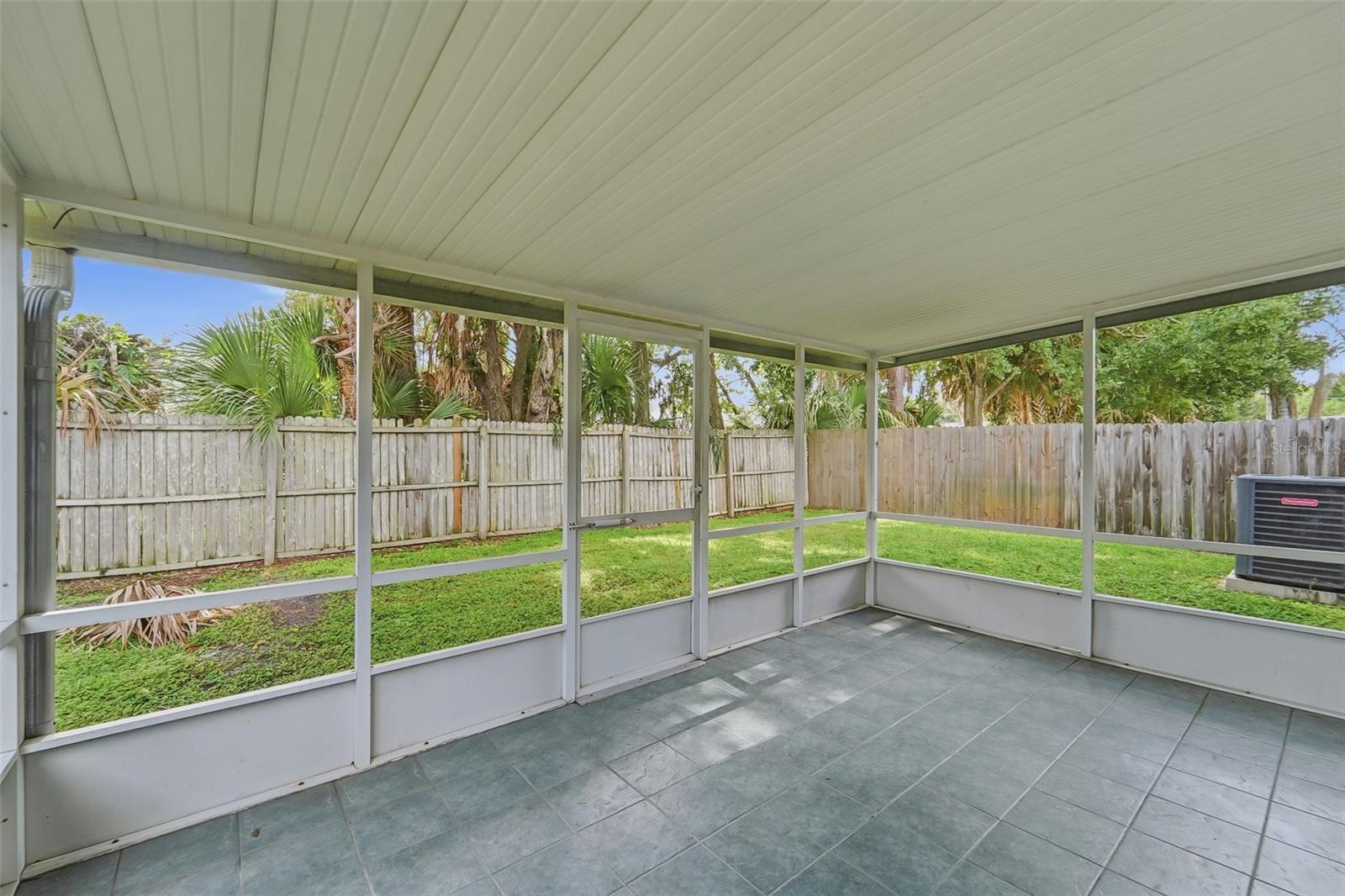 115 Pamala Ct Property Photo 3