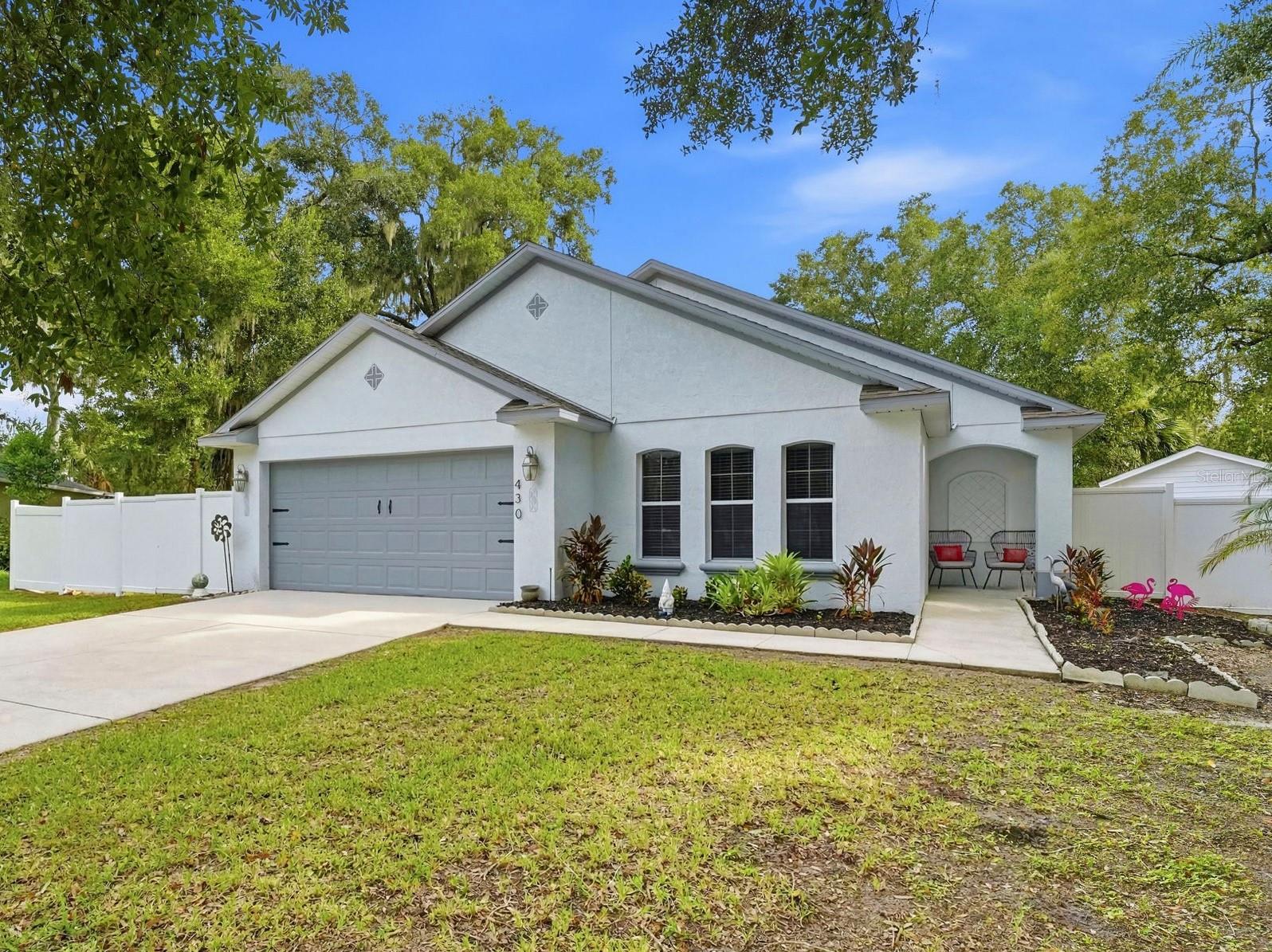 430 Deanna Cir Property Photo 1