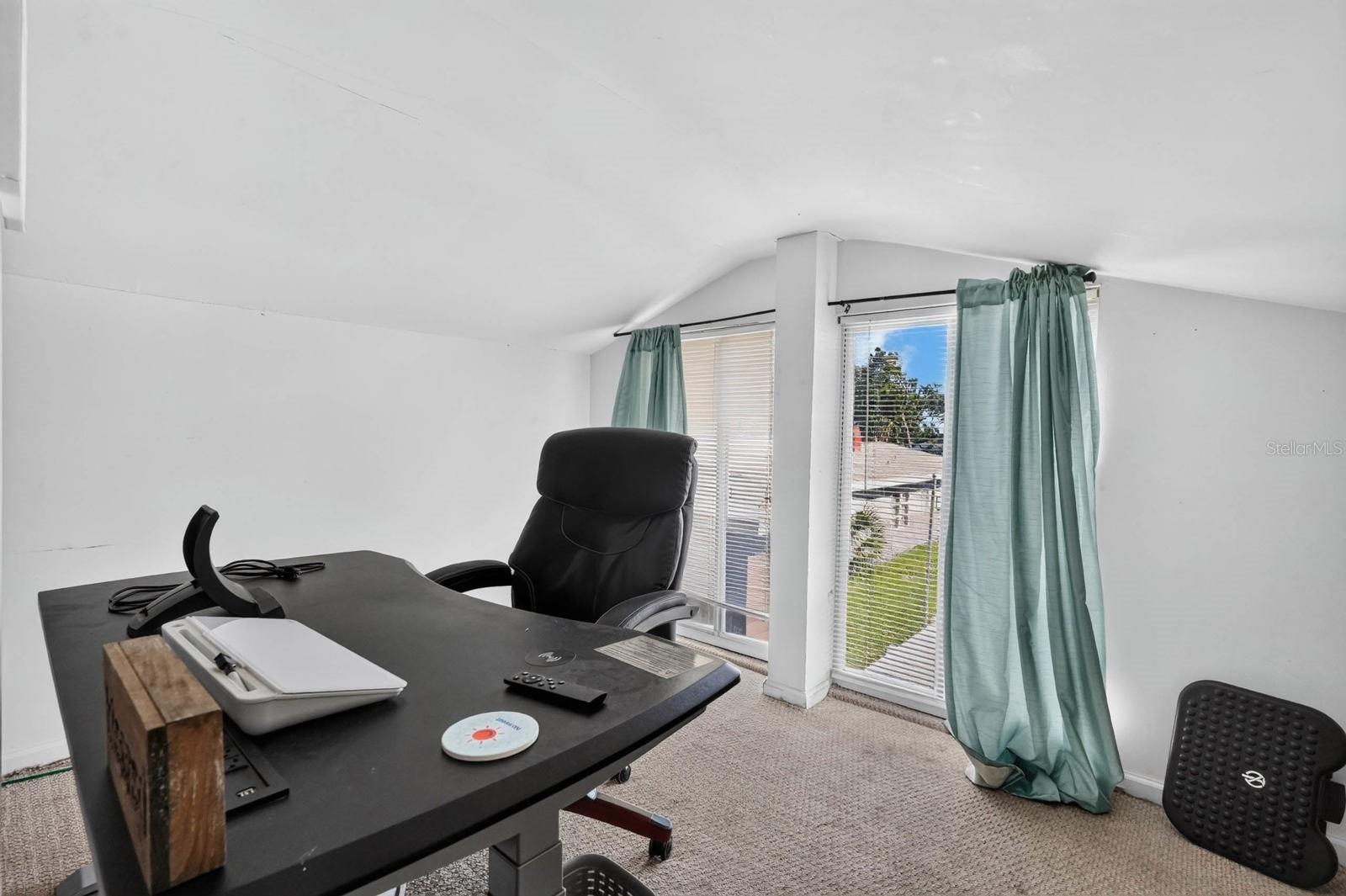 115 San Robar Dr Property Photo 36