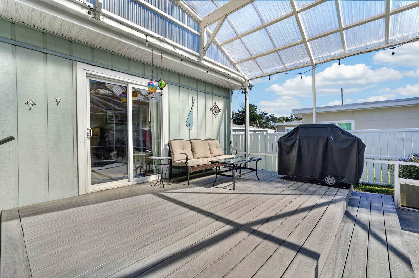 115 San Robar Dr Property Photo 44