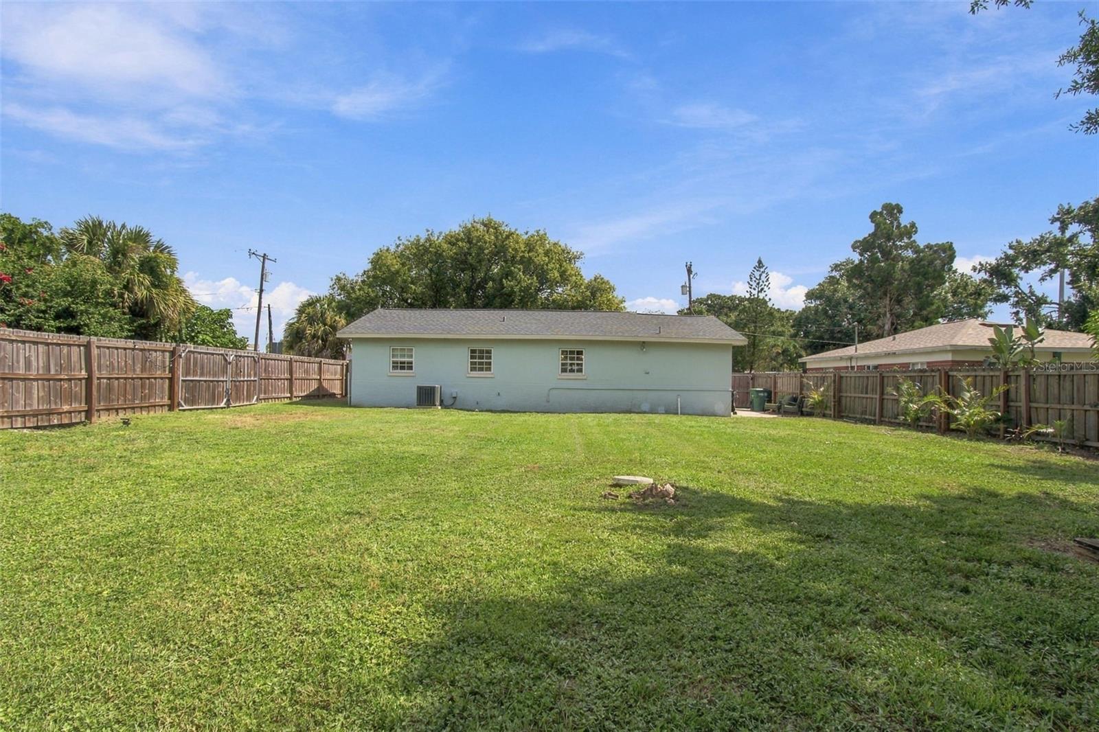 806 N Gomez Ave Property Photo 38