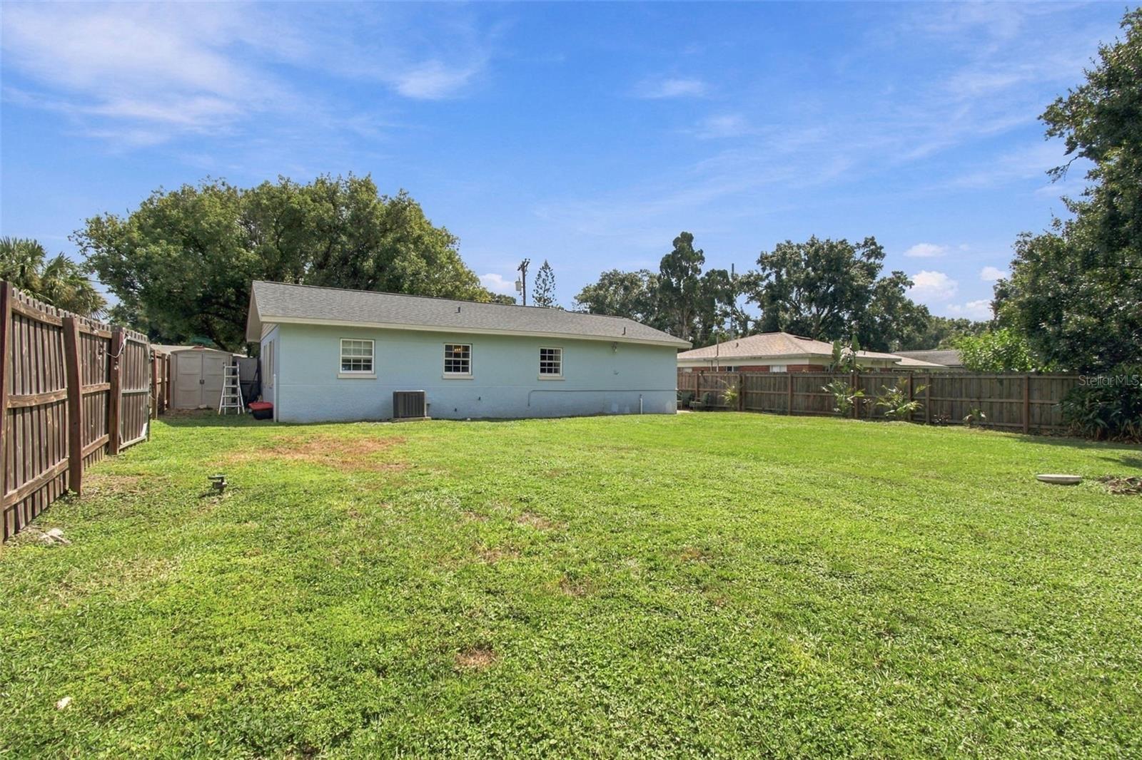 806 N Gomez Ave Property Photo 39