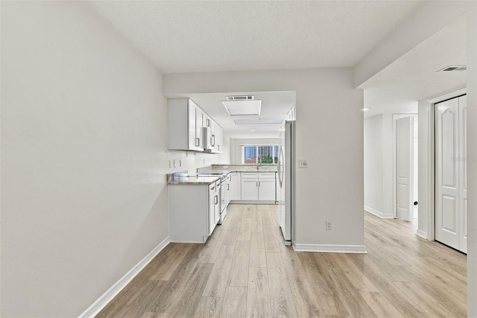 4 Oceans West Blvd #402a Property Photo 6