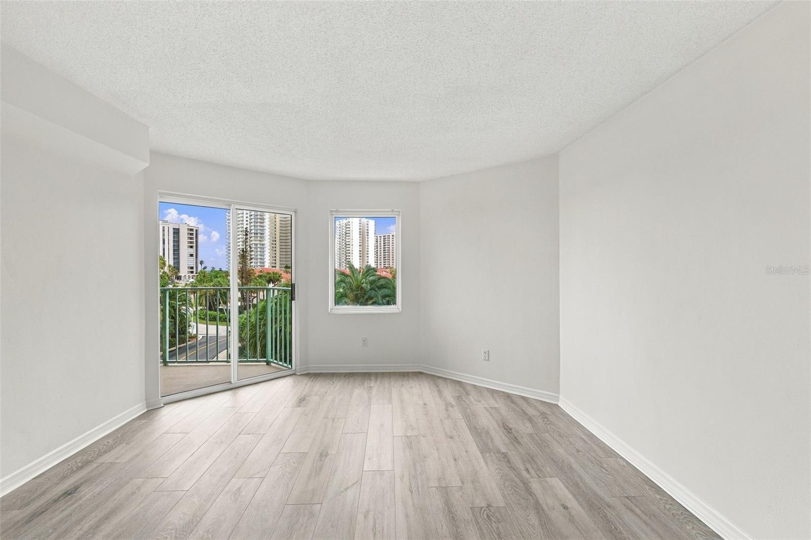 4 Oceans West Blvd #402a Property Photo 19
