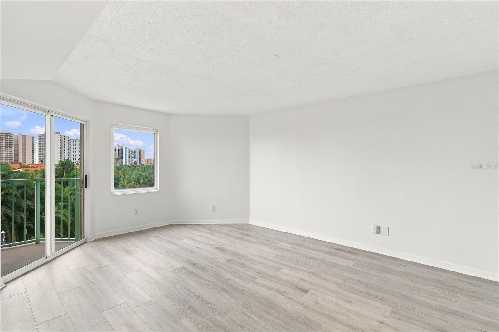 4 Oceans West Blvd #402a Property Photo 20