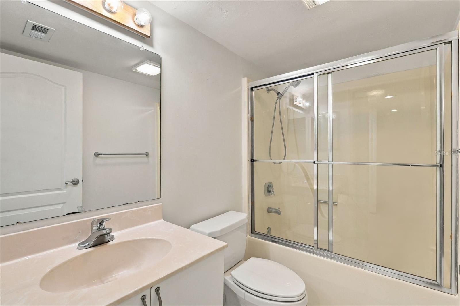 4 Oceans West Blvd #402a Property Photo 26
