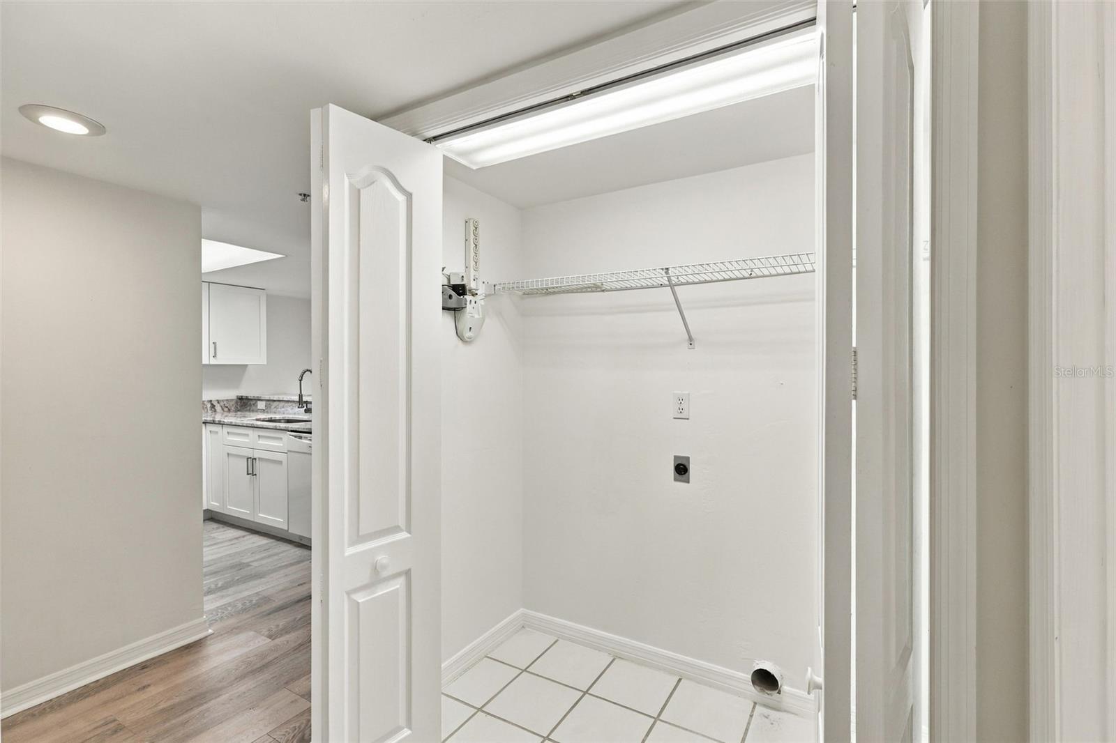 4 Oceans West Blvd #402a Property Photo 27