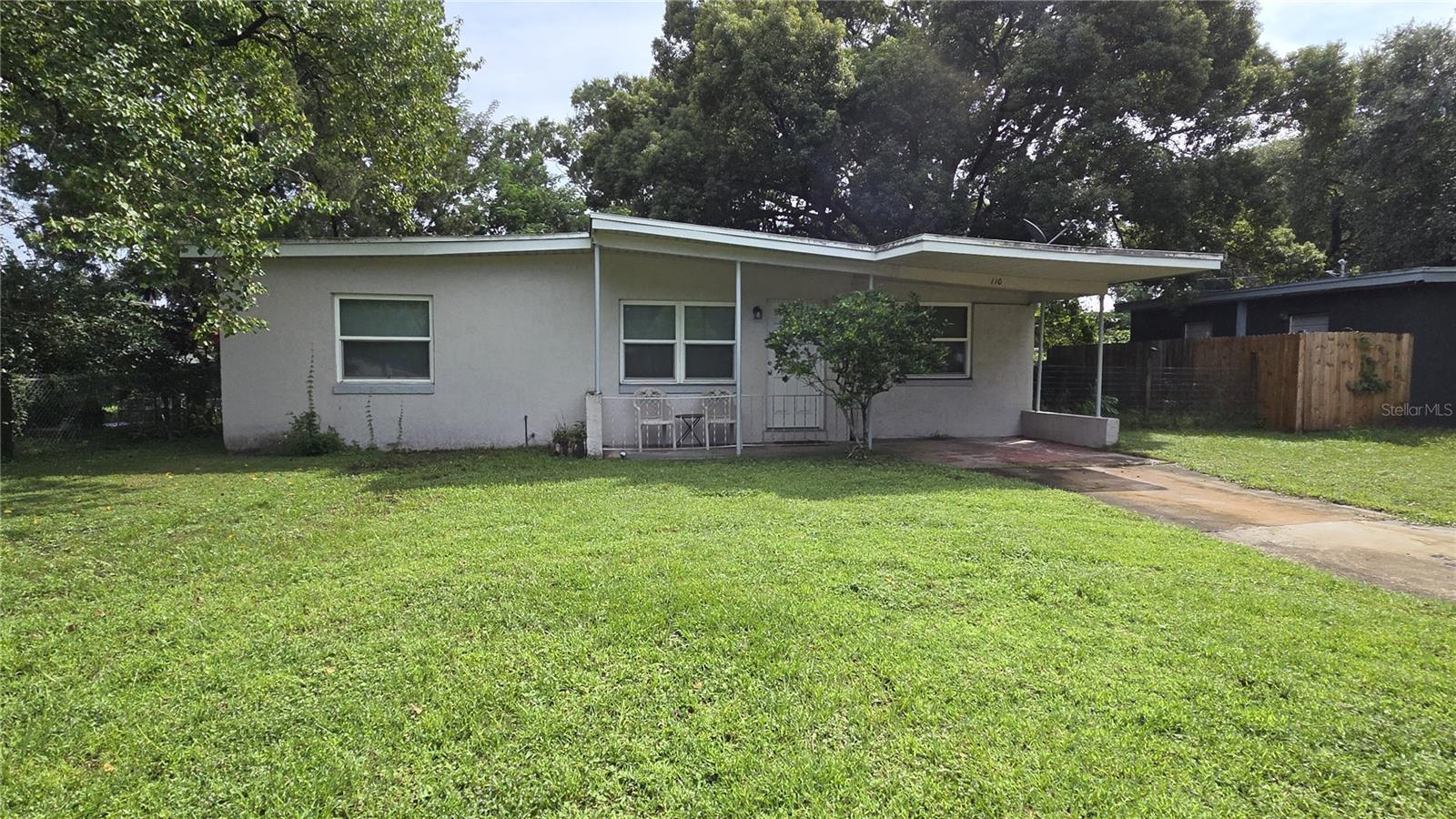 110 CLUB RD Property Photo 1