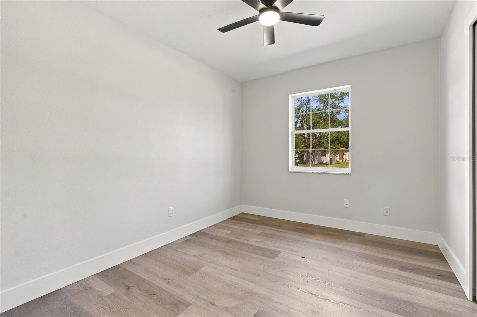 1321 Fountainhead Dr Property Photo 15