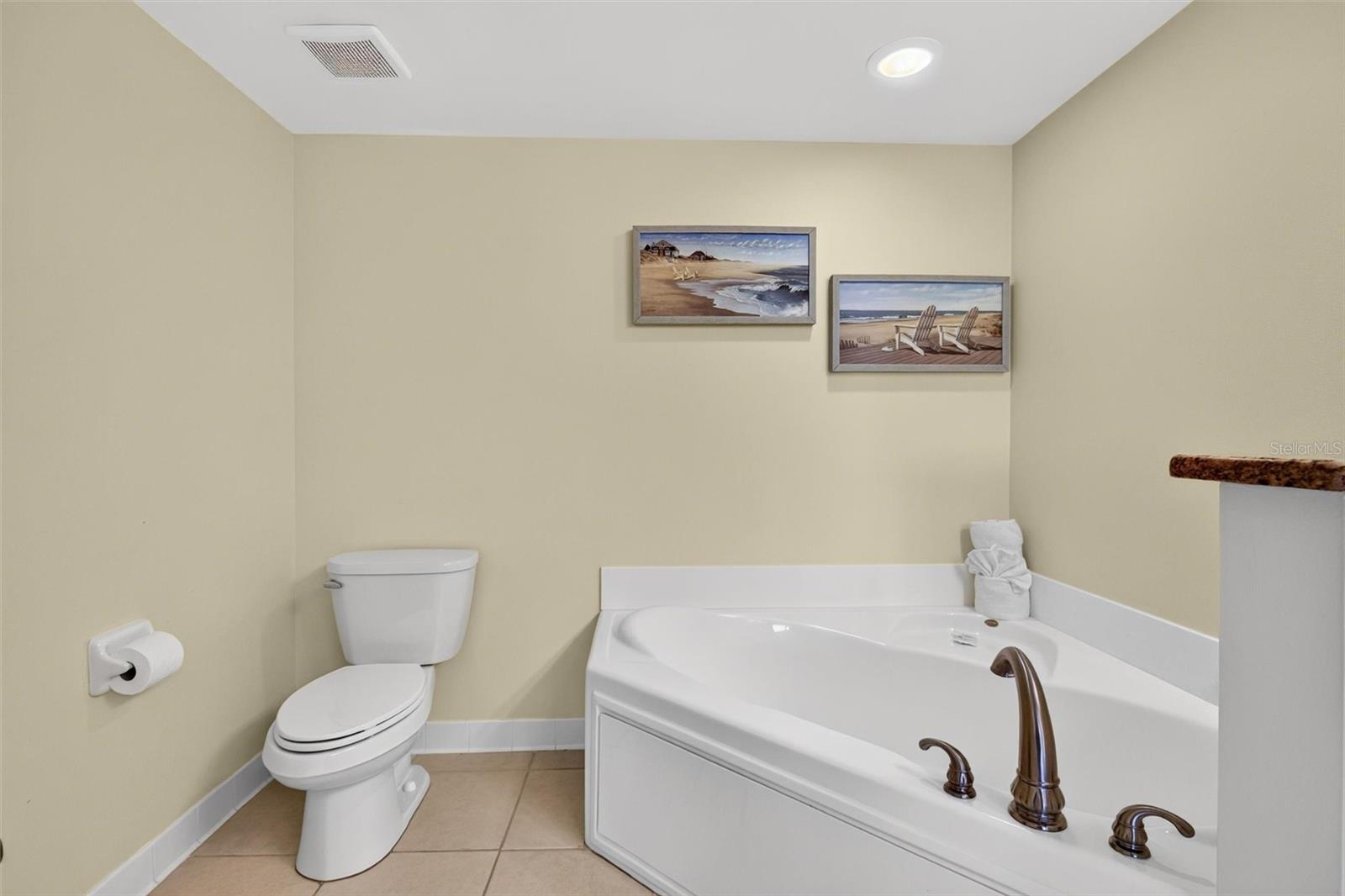 3311 S Atlantic Ave #302 Property Photo 52