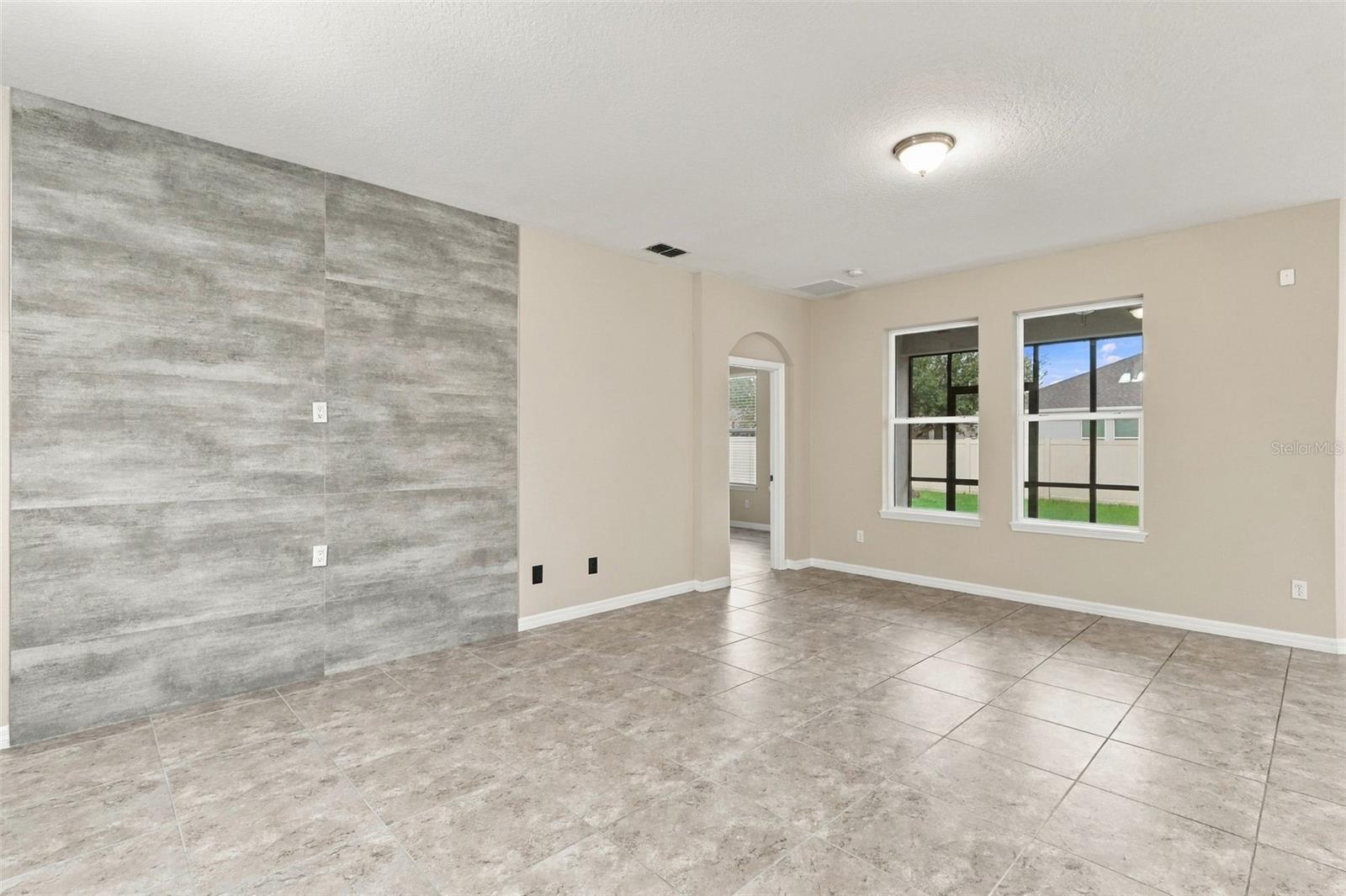 12061 Sawgrass Reserve Blvd Property Photo 6