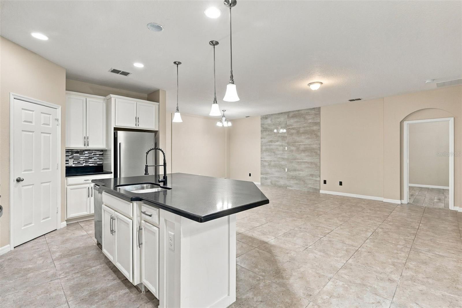 12061 Sawgrass Reserve Blvd Property Photo 15