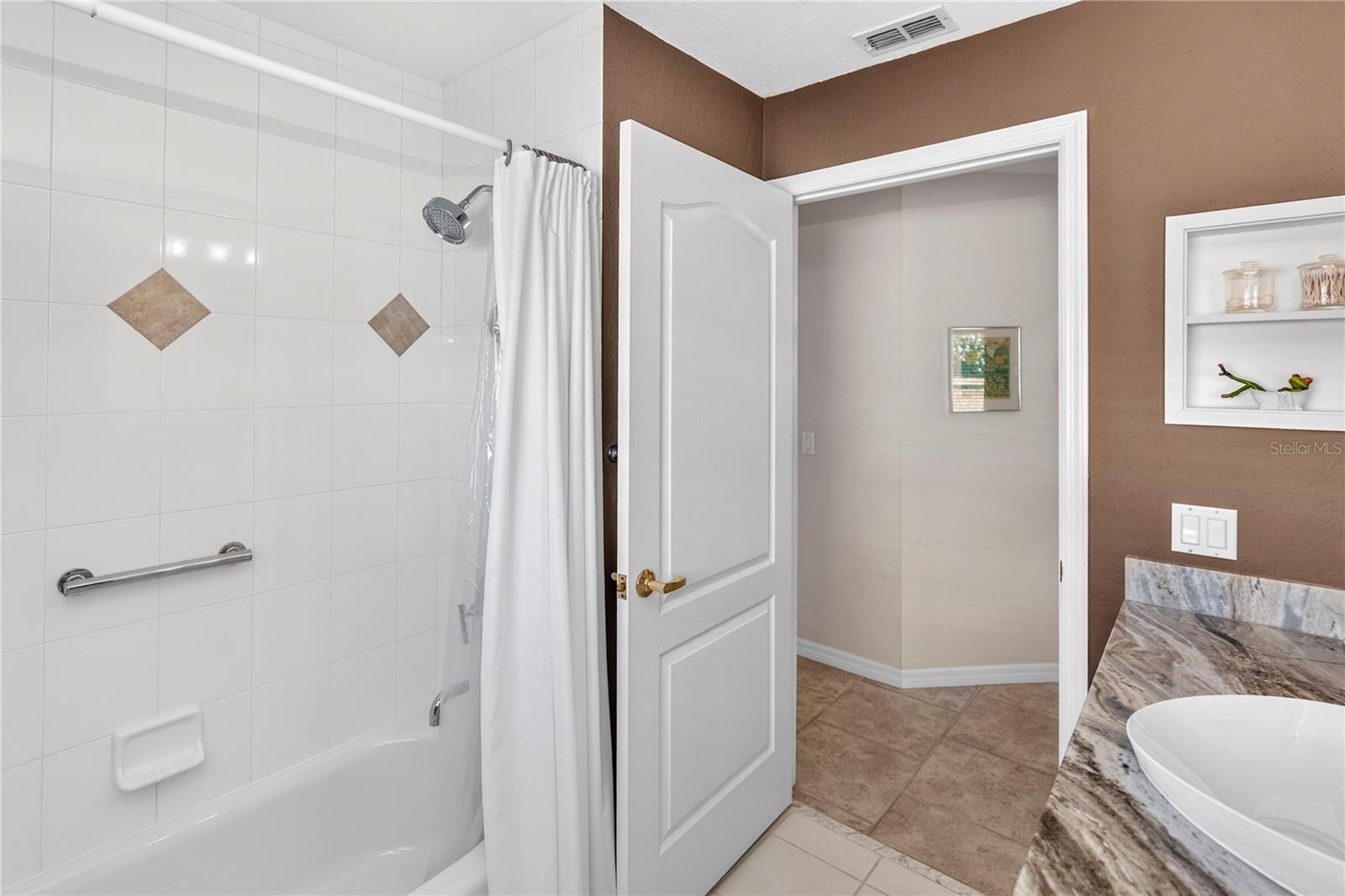 313 Hampton Hills Ct Property Photo 38