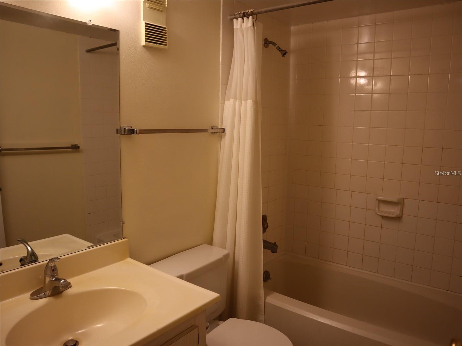 130 Jasmine Woods Ct #15c Property Photo 16