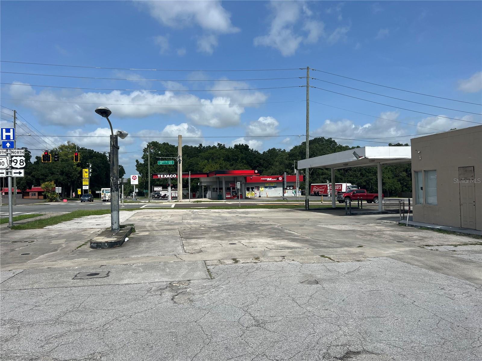 100 Ponce De Leon Blvd Property Photo 8