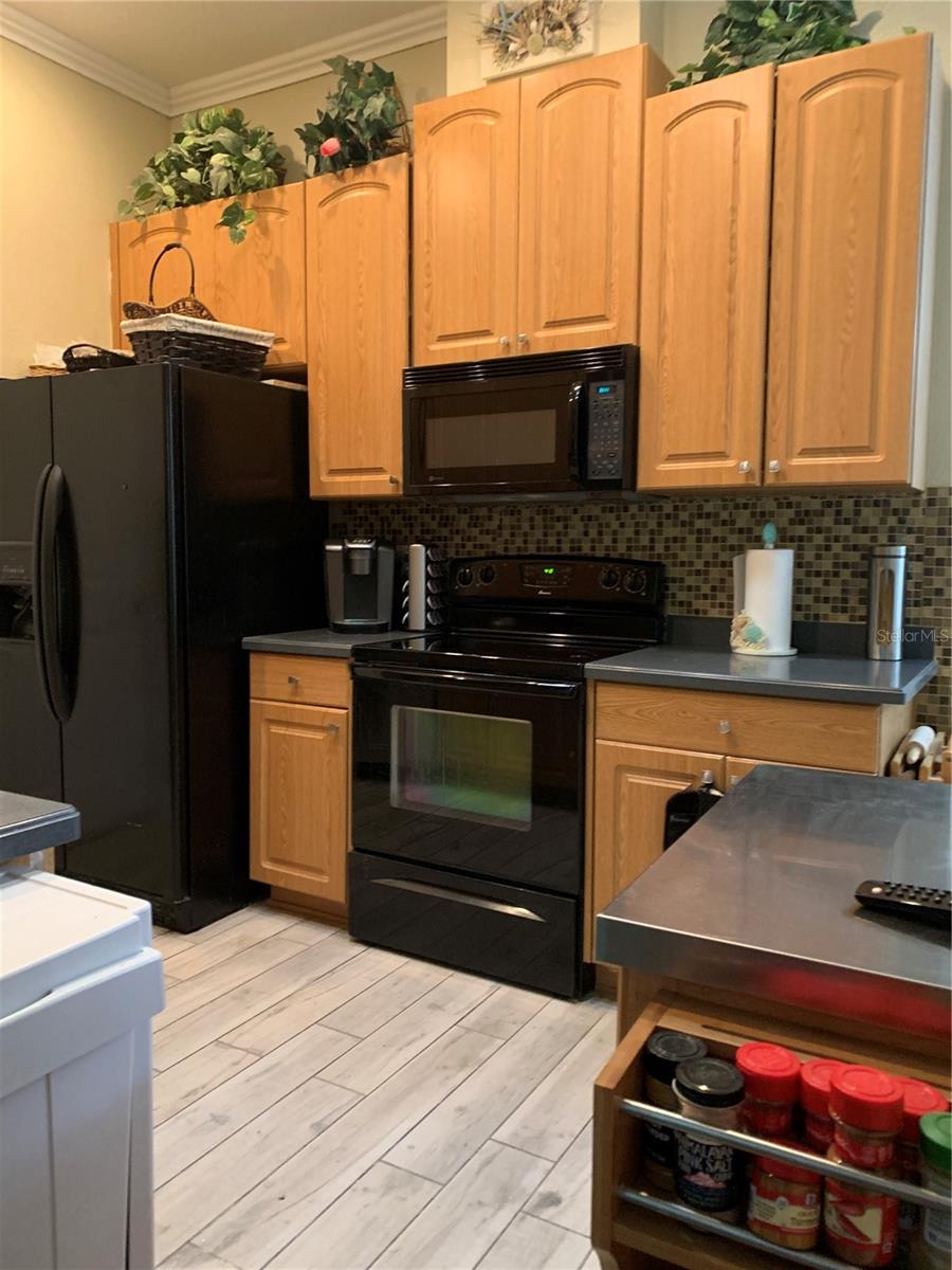 2550 Gailwood Drive Property Photo 15