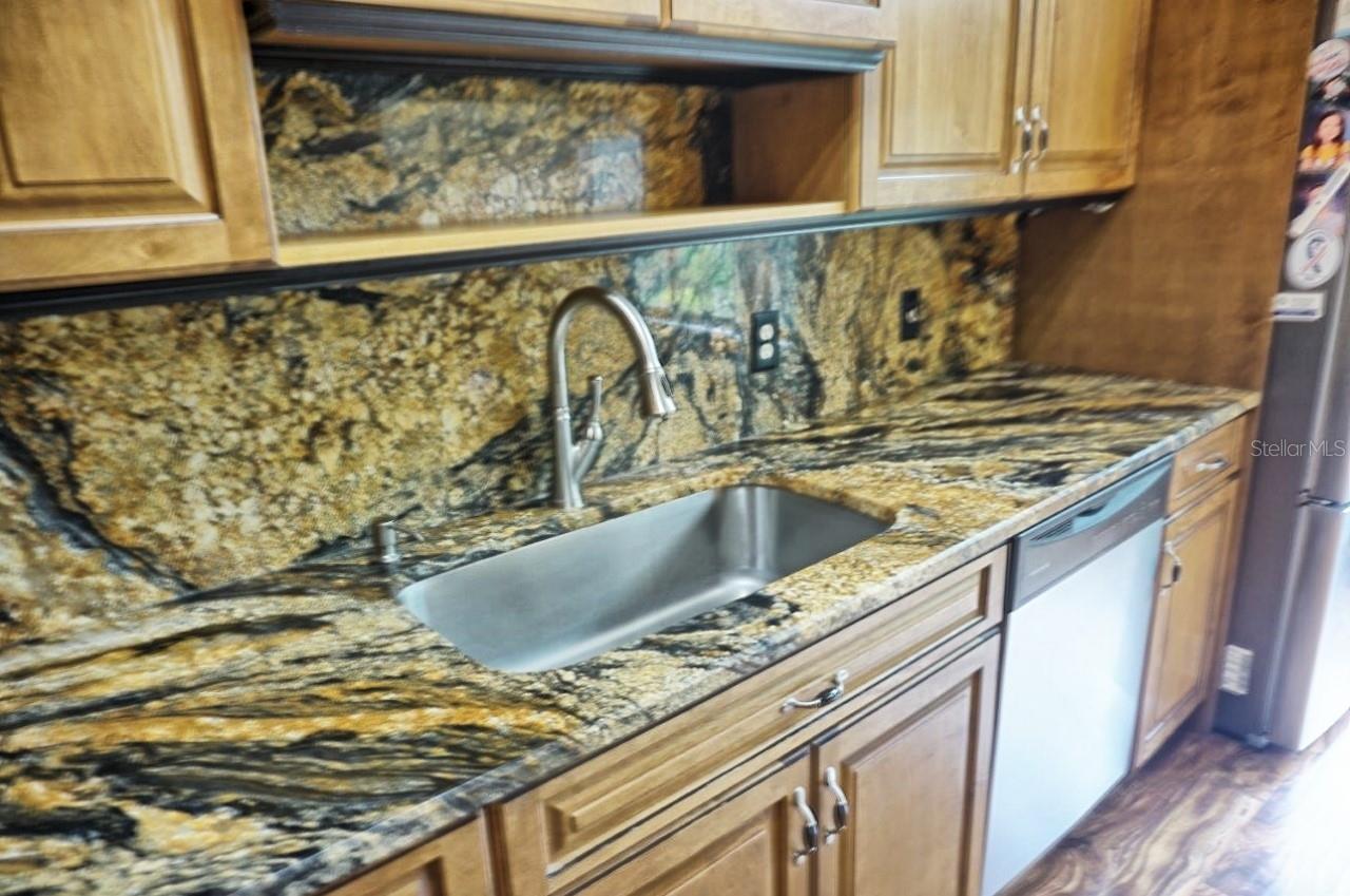 1873 Mazo Mnr #t5 Property Photo 8