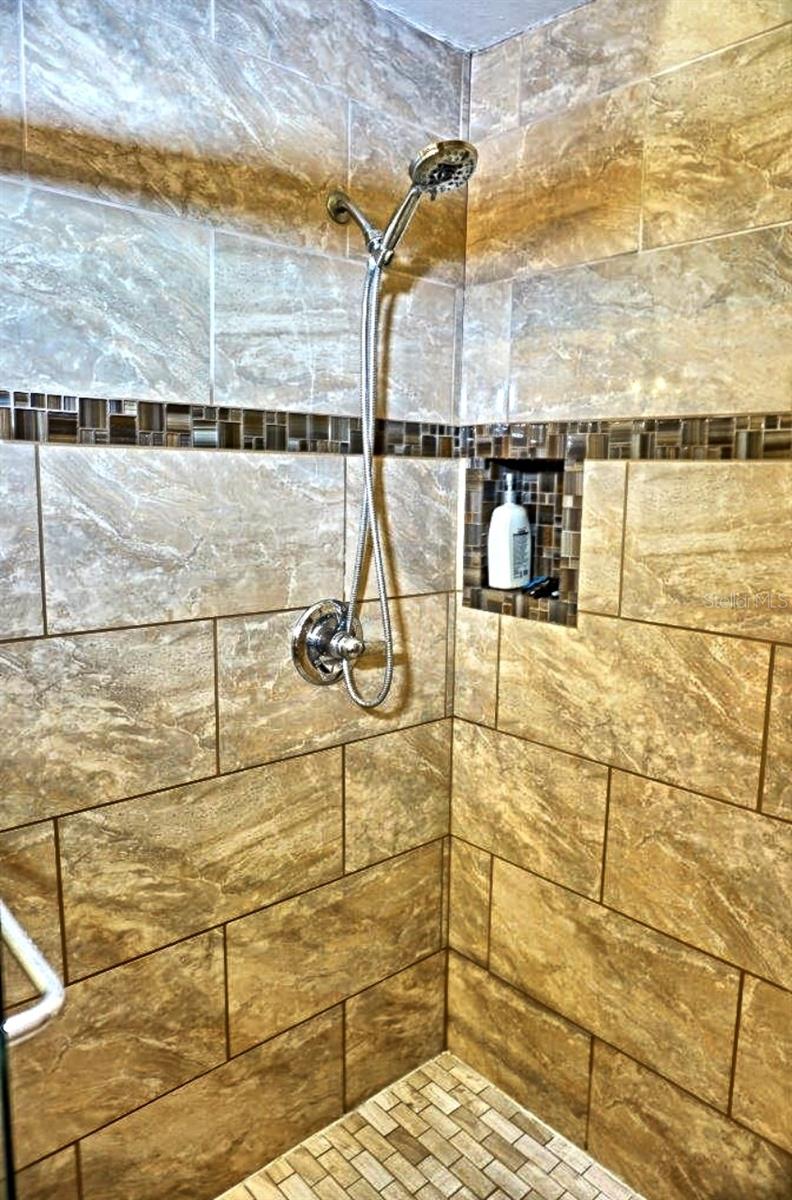 1873 Mazo Mnr #t5 Property Photo 18