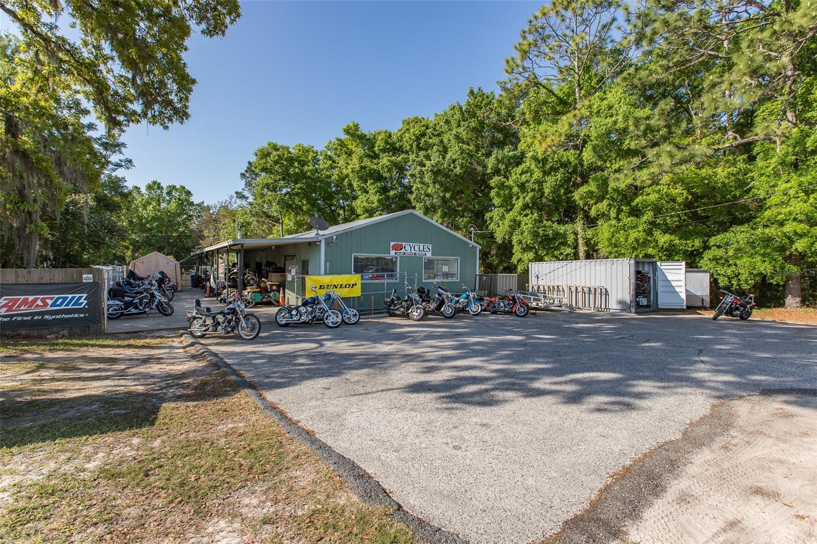 17022 Cortez Blvd Property Photo 10