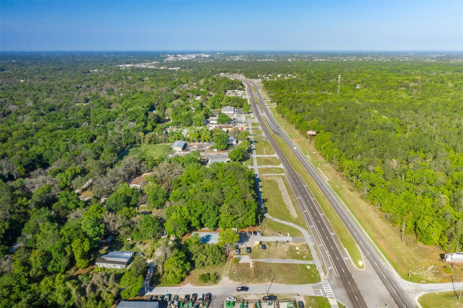 17022 Cortez Blvd Property Photo 15