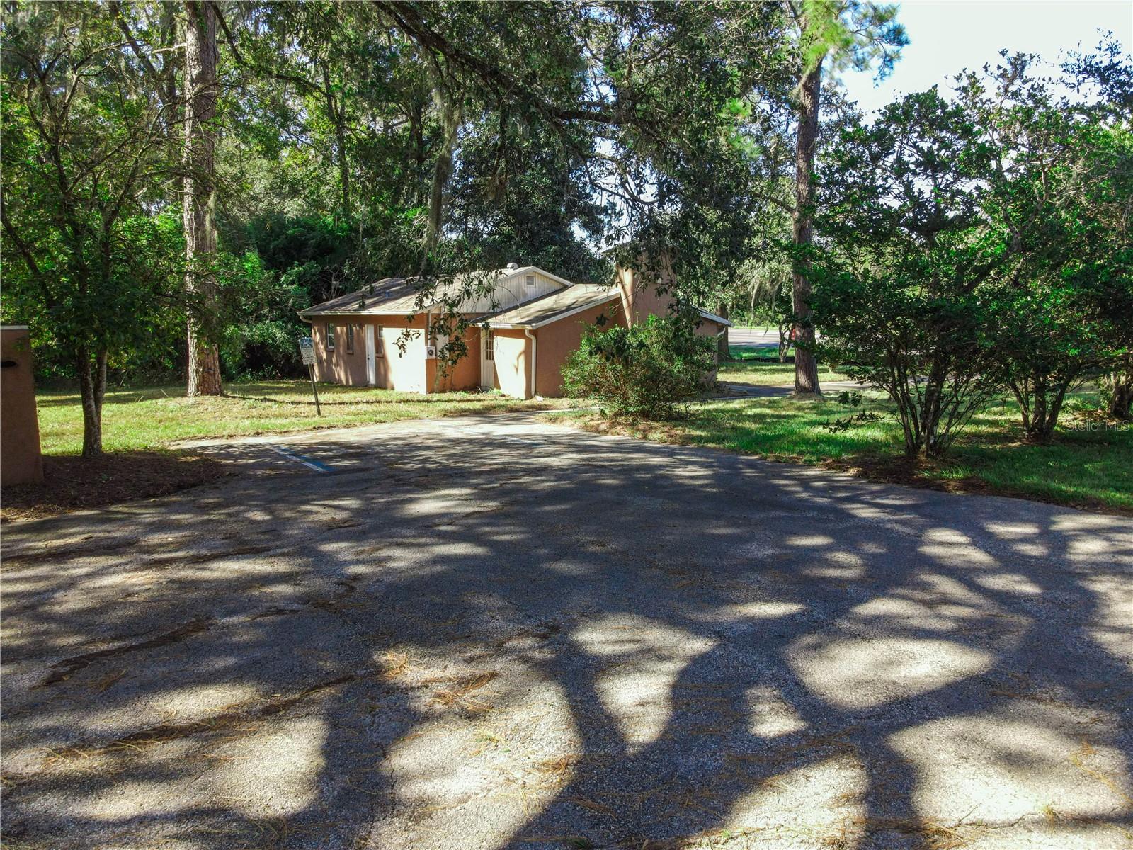 17166 Cortez Blvd Property Photo 1