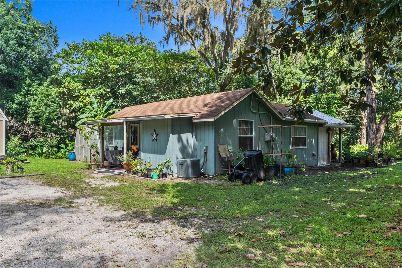 1026 Roosevelt Ave Property Photo 4