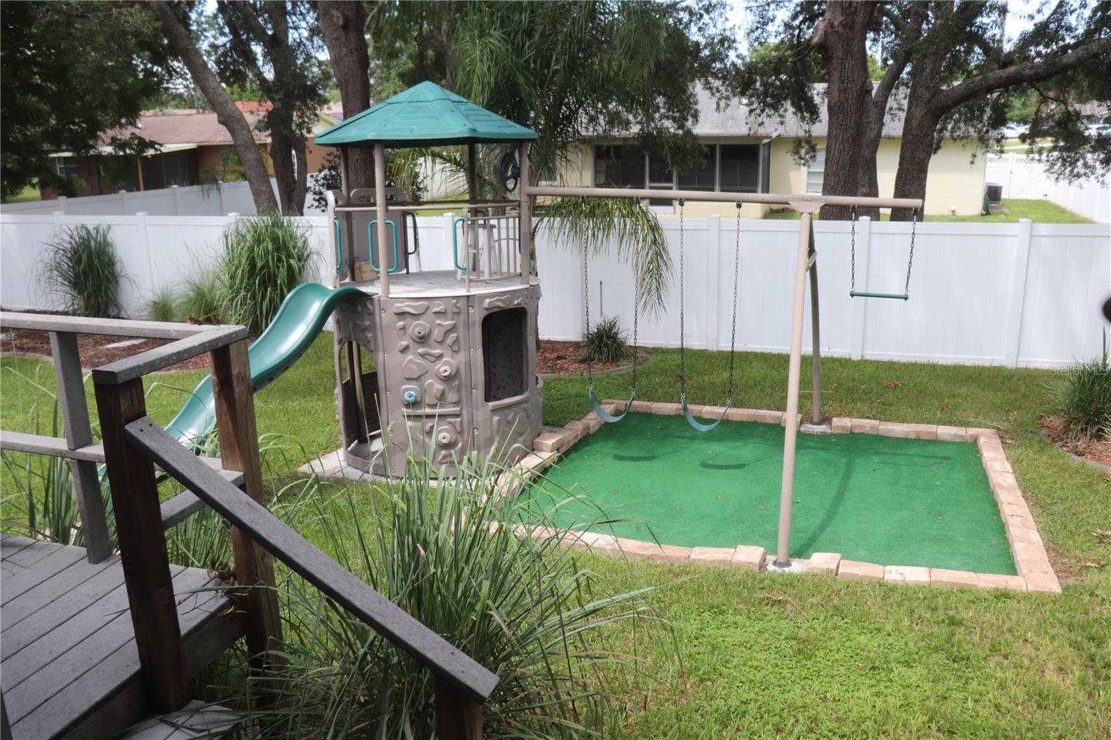 11242 Riddle Dr Property Photo 33
