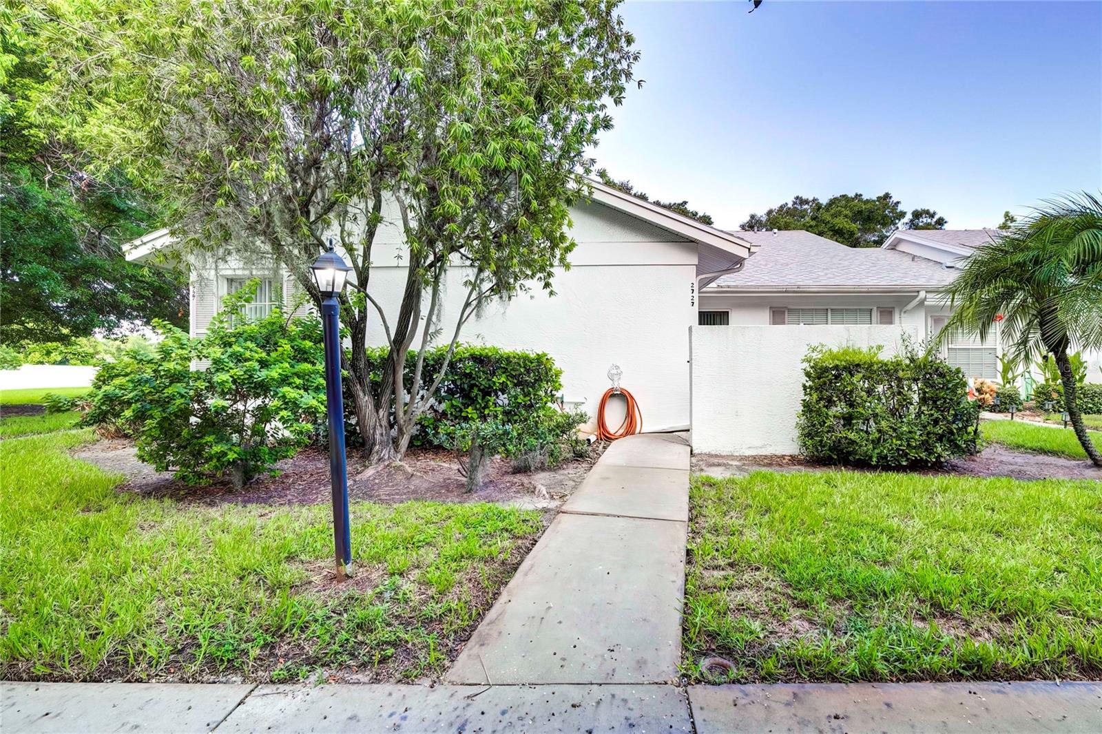 2727 Featherstone Dr #2727 Property Photo 3