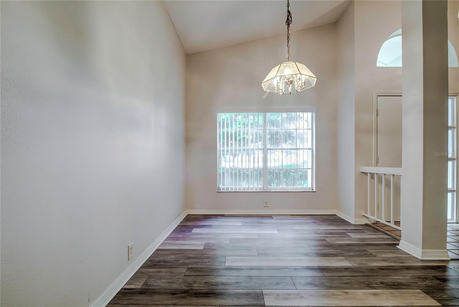 2727 Featherstone Dr #2727 Property Photo 11