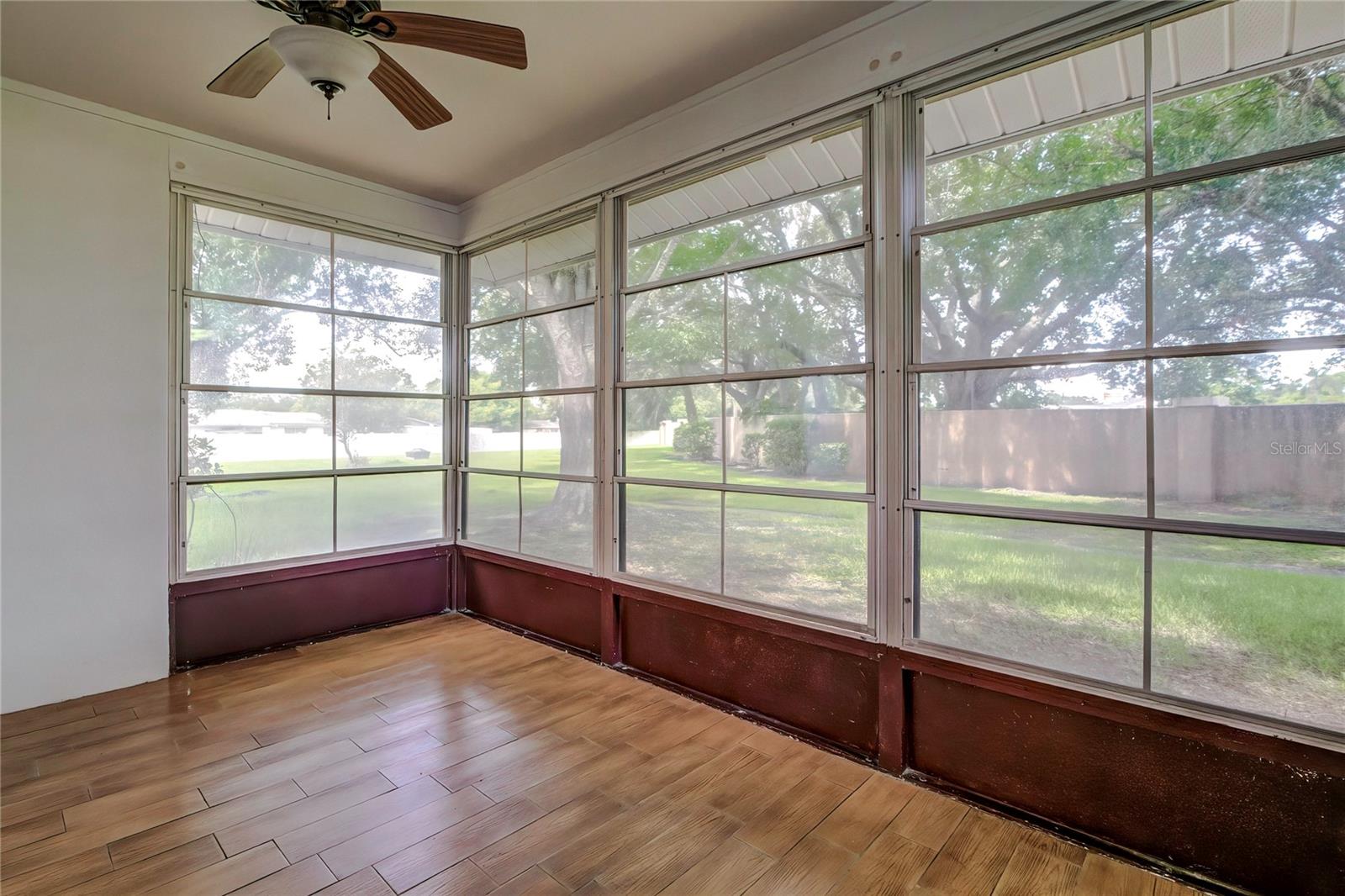 2727 Featherstone Dr #2727 Property Photo 28