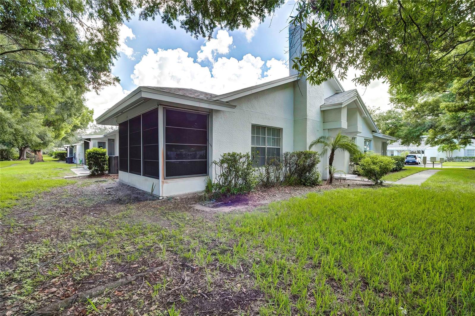 2727 Featherstone Dr #2727 Property Photo 31