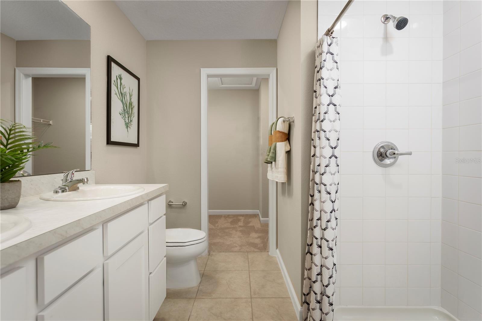 11437 Spectacled Dr Property Photo 8