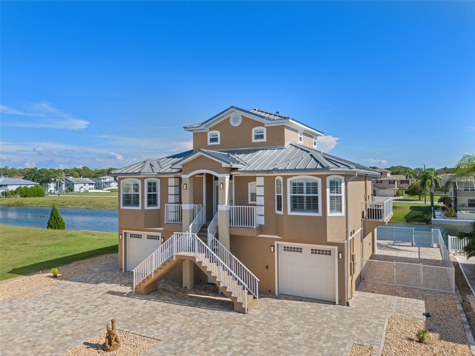 3448 Triggerfish Dr Property Photo 4
