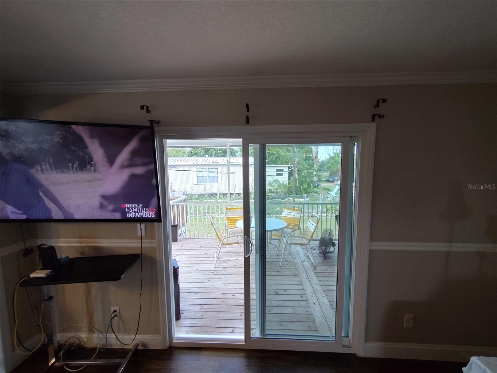 9811 Bud St Property Photo 39