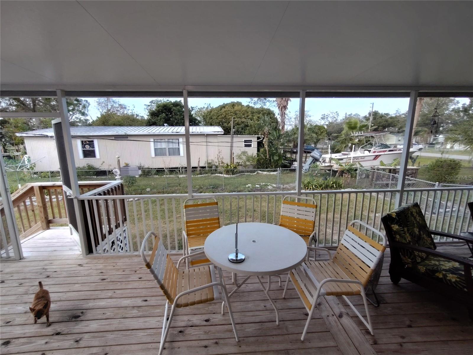 9811 Bud St Property Photo 40
