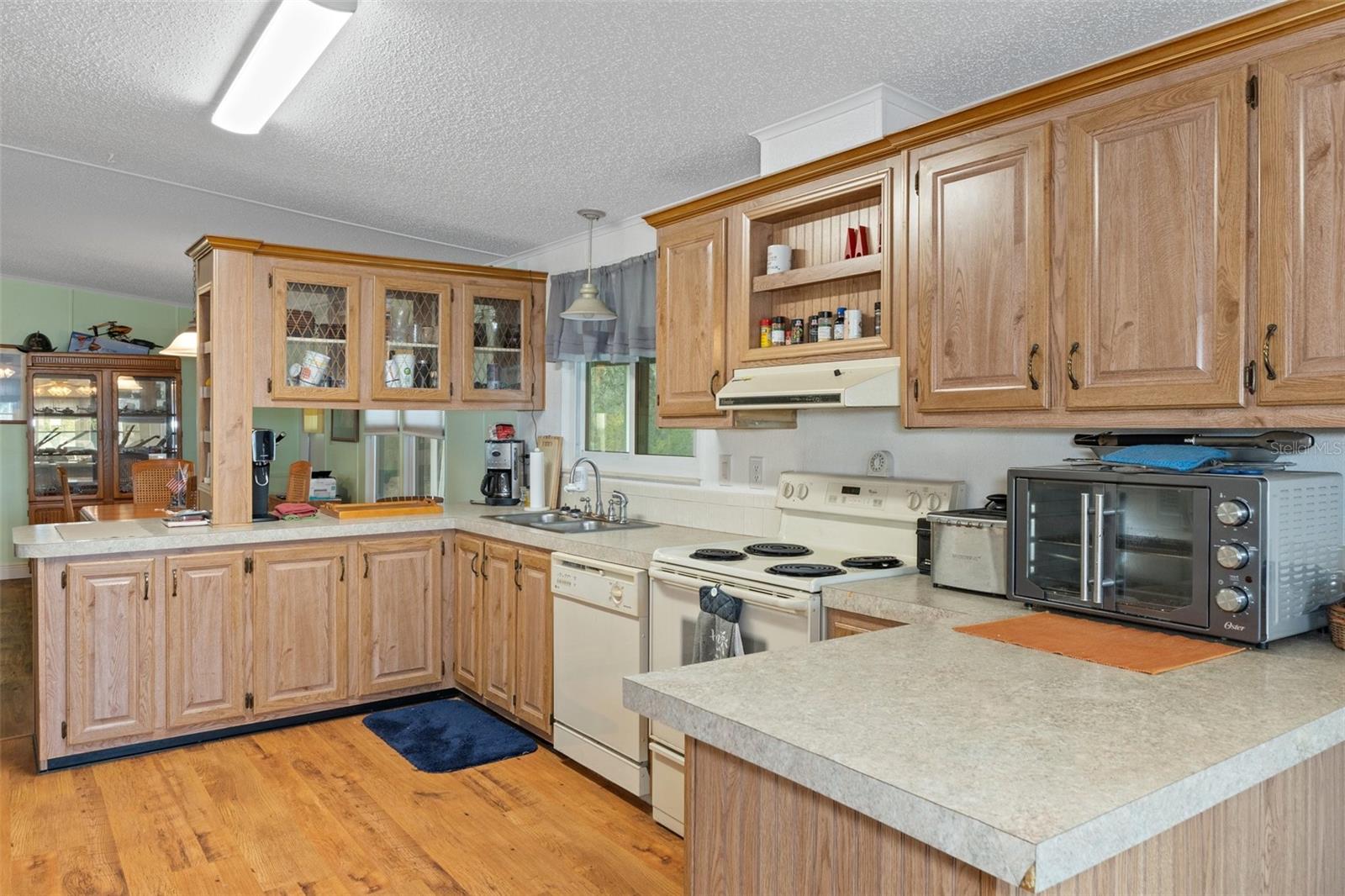 5181 Forest Glenn Dr Property Photo 11