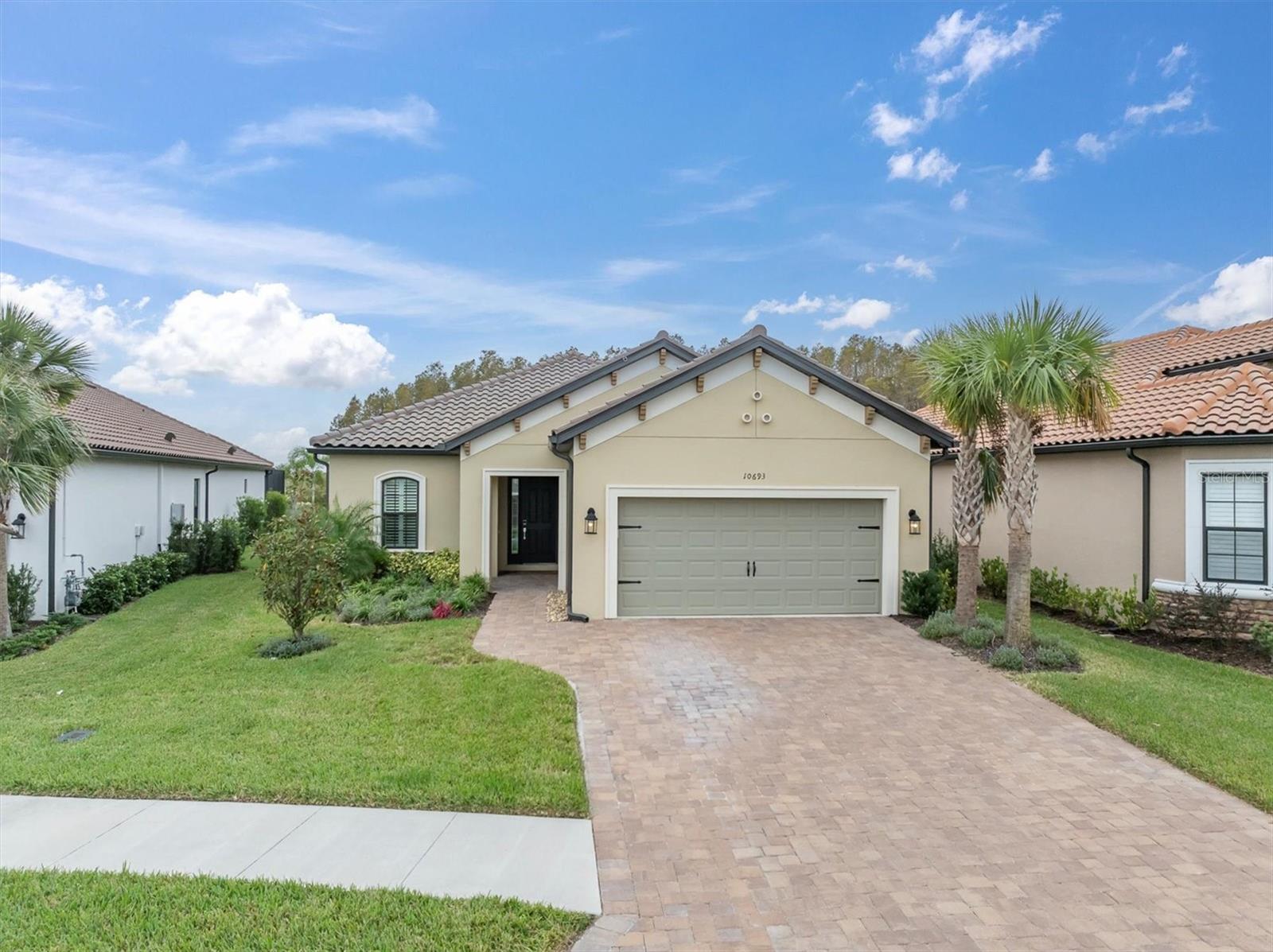 10693 Calluna Dr Property Photo 1