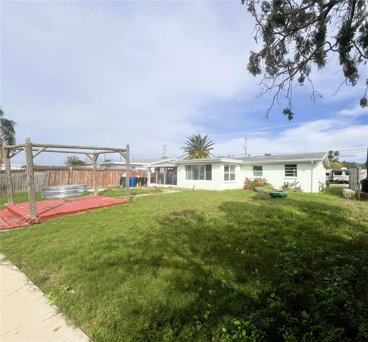 13639 Frances Ave Property Photo 3