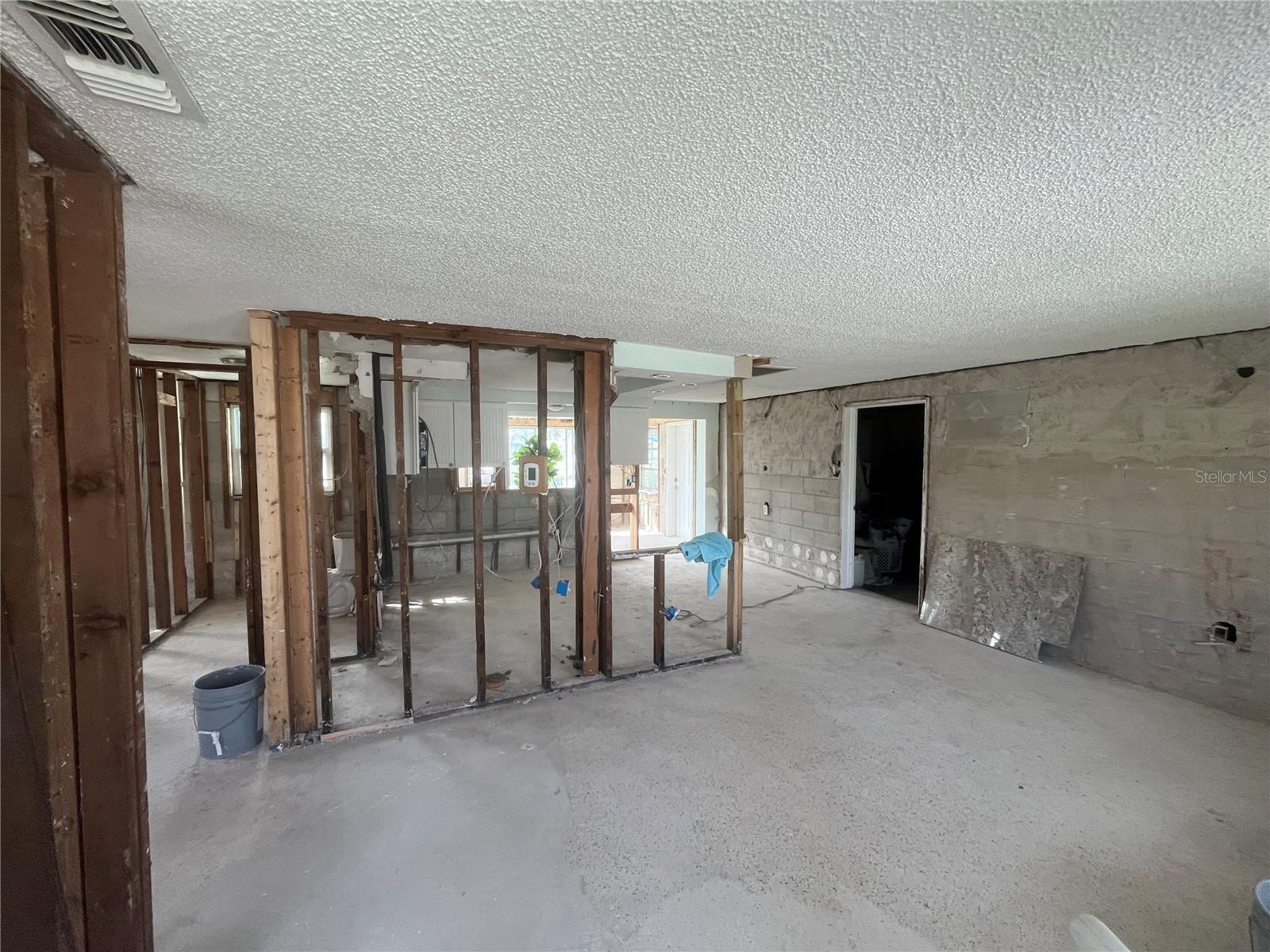 13639 Frances Ave Property Photo 4