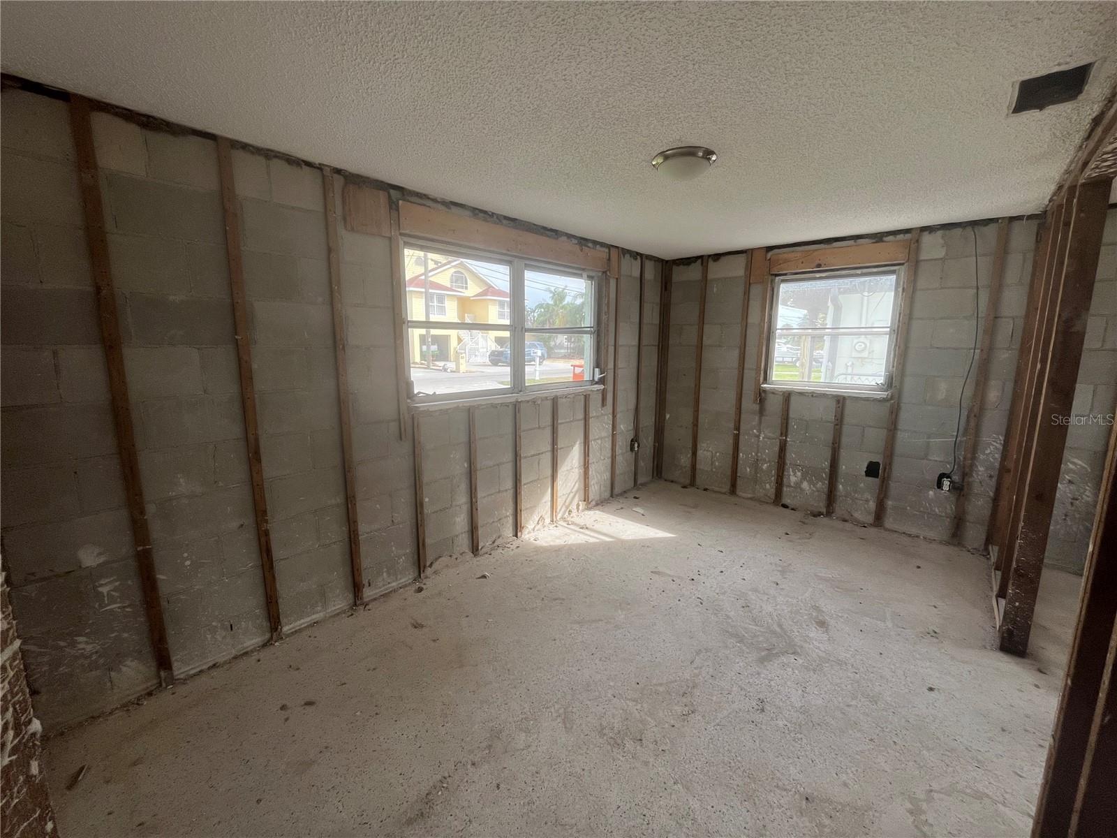 13639 Frances Ave Property Photo 6