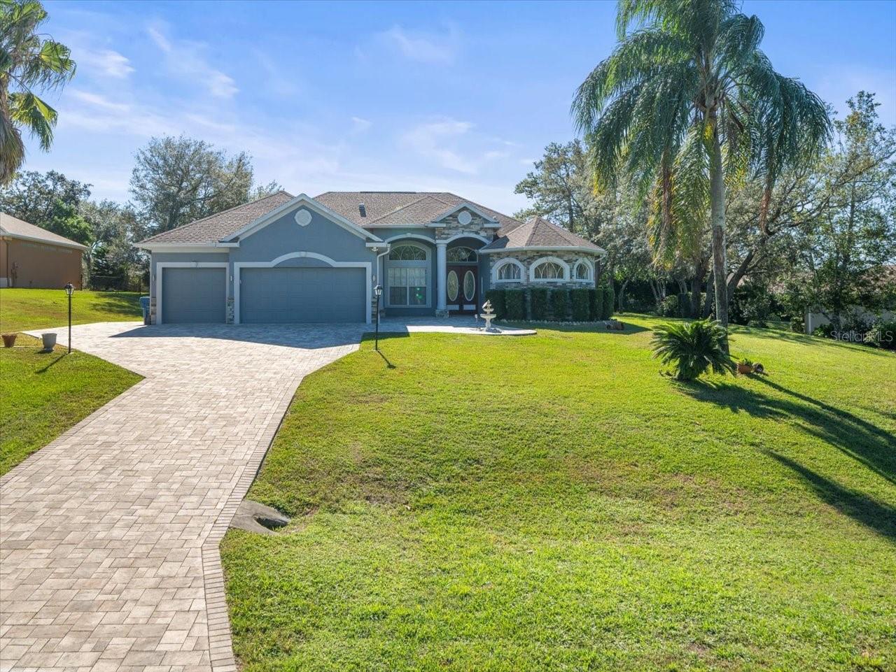10307 Ridge Top Loop Property Photo 1