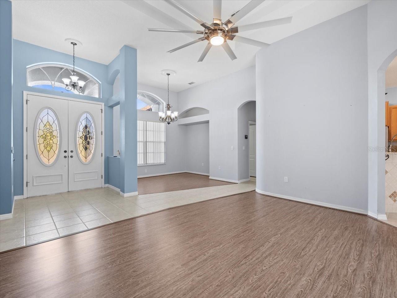 10307 Ridge Top Loop Property Photo 8