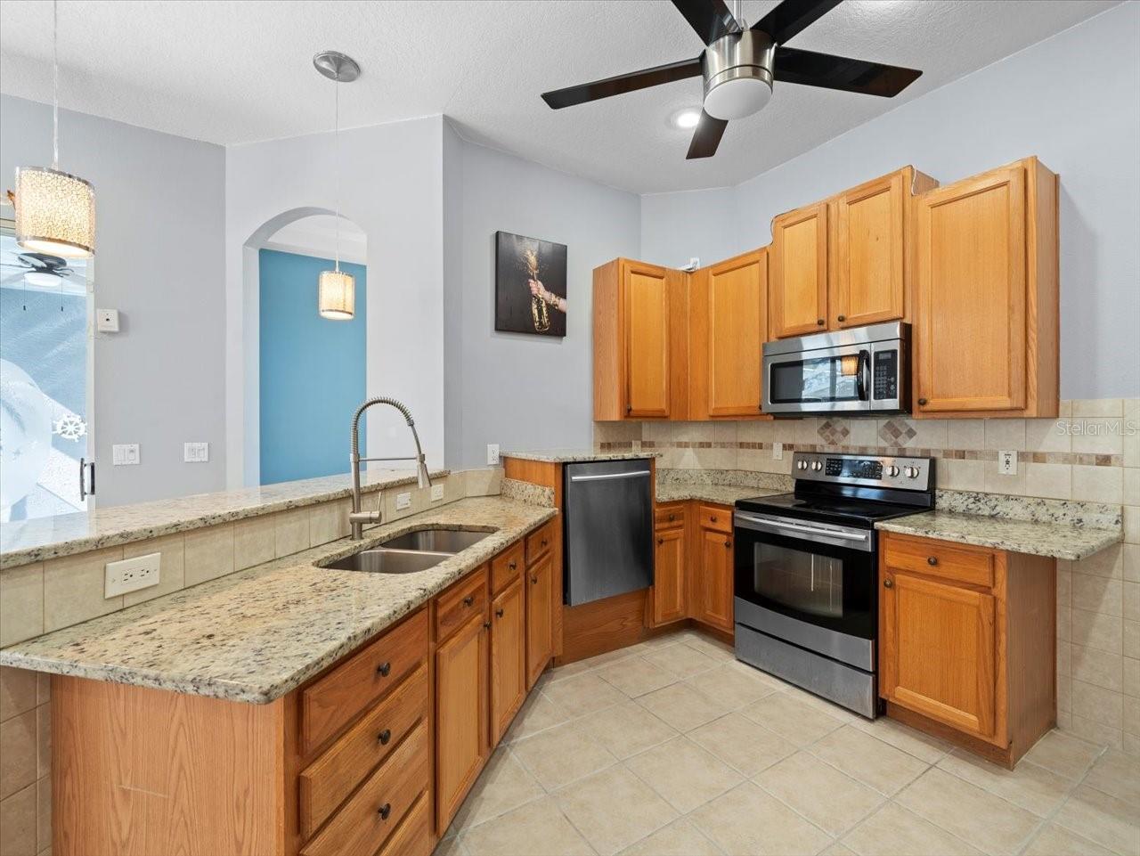 10307 Ridge Top Loop Property Photo 17