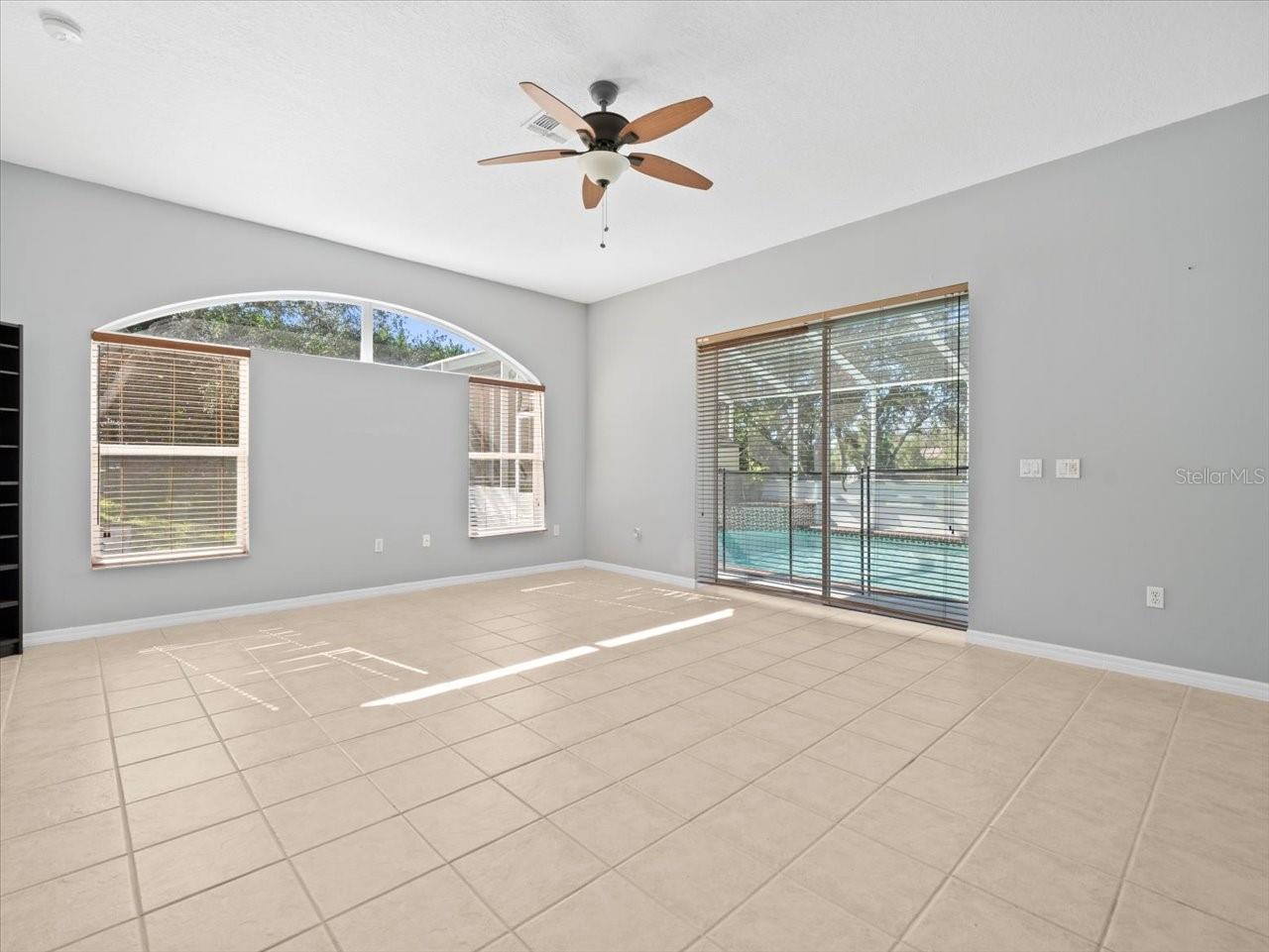 10307 Ridge Top Loop Property Photo 23
