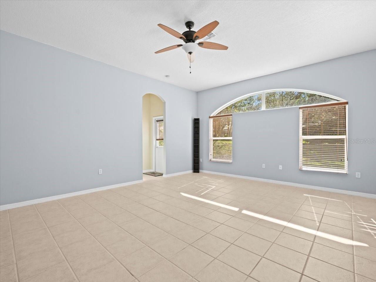 10307 Ridge Top Loop Property Photo 24