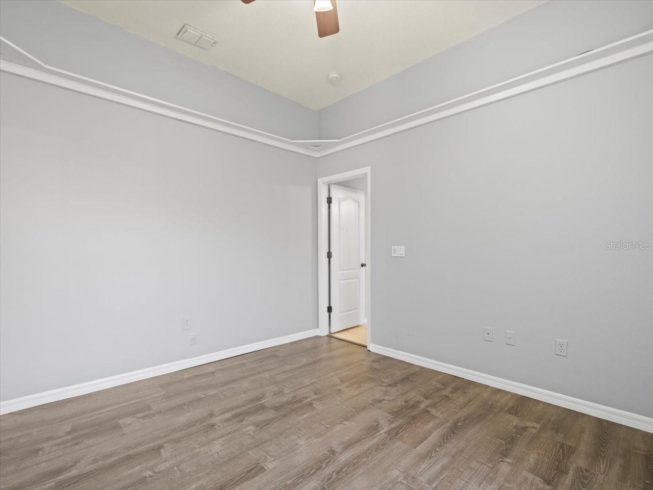 10307 Ridge Top Loop Property Photo 38