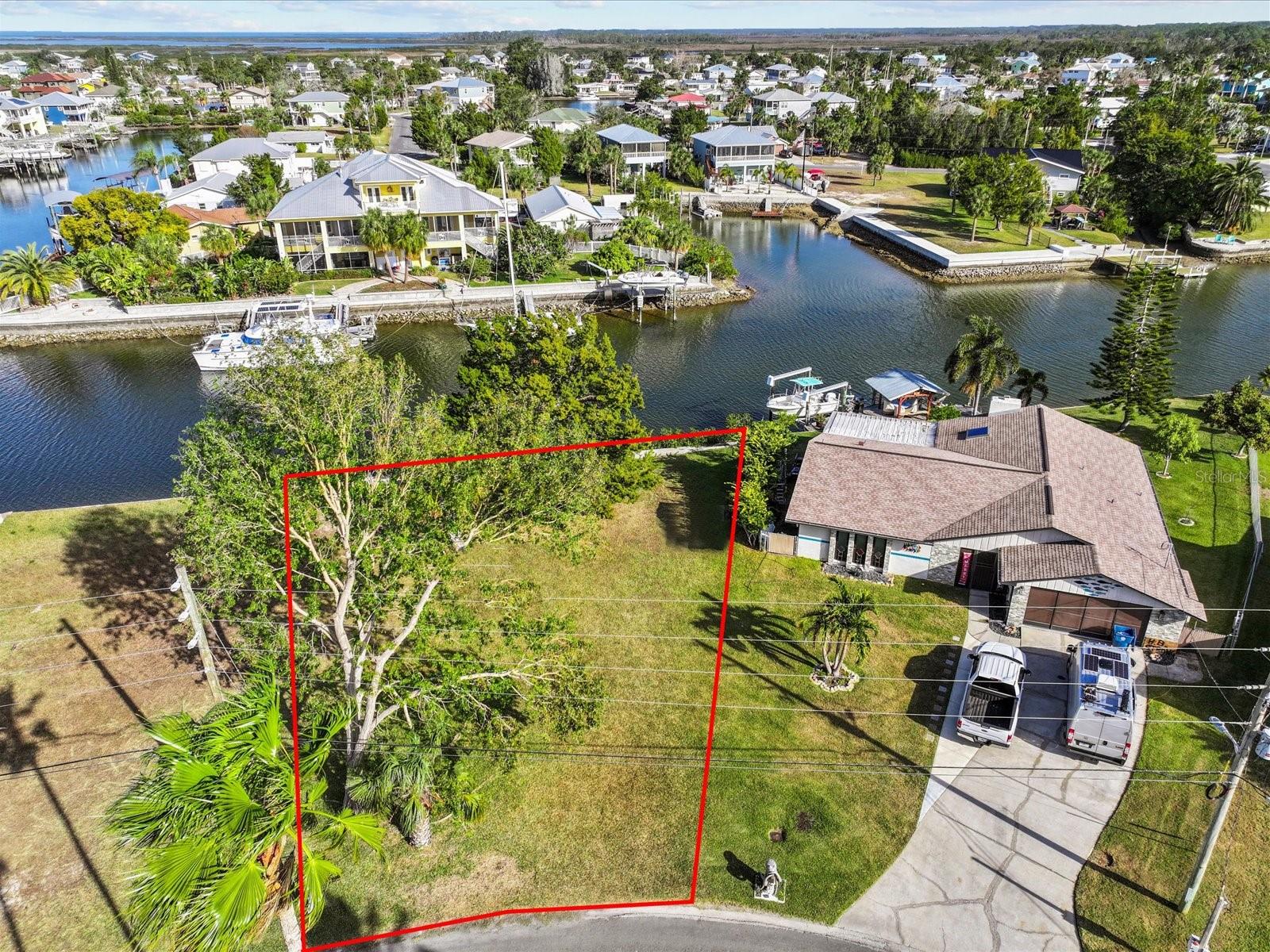 3485 Gulf Coast Dr Property Photo 1